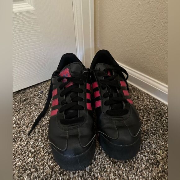 Adidas Samoa OG Shoes Womens Size 7.5 in Black Pink Sneaker - Picture 1 of 6